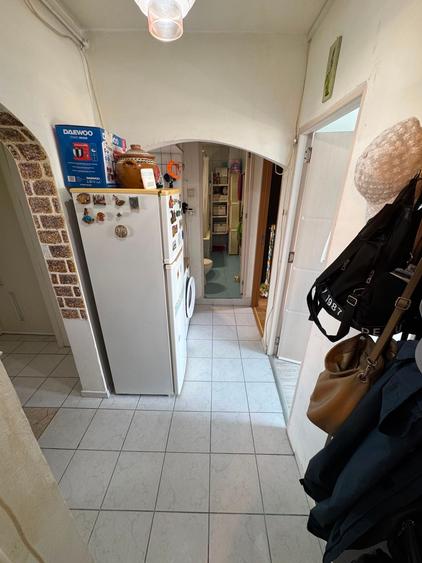 Apartament cu 3 camere decomandat în Nerva Traian