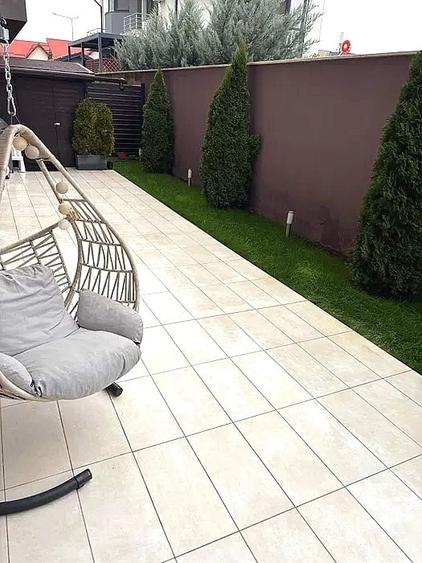 Apartament cu 3 camere decomandat, mobilat în Sisești