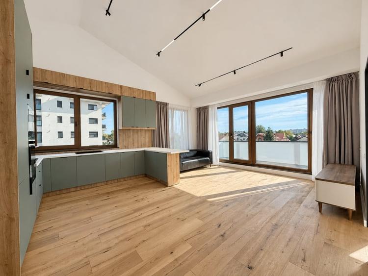 Apartament cu 4 camere decomandat, mobilat în Domenii