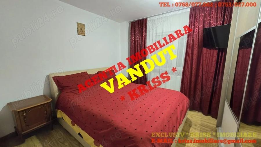 Apartament cu 3 camere decomandat în Prundu