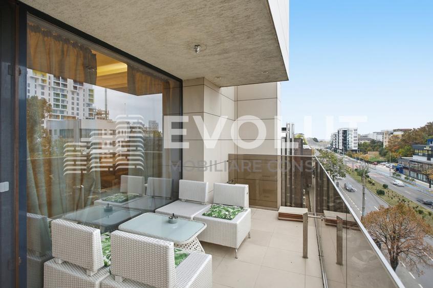 Apartament cu 3 camere decomandat, mobilat în Faleza Nord