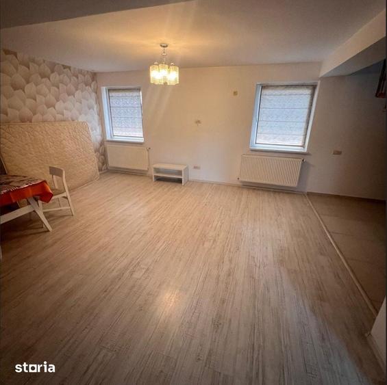 Apartament cu 4 camere în Păcurari