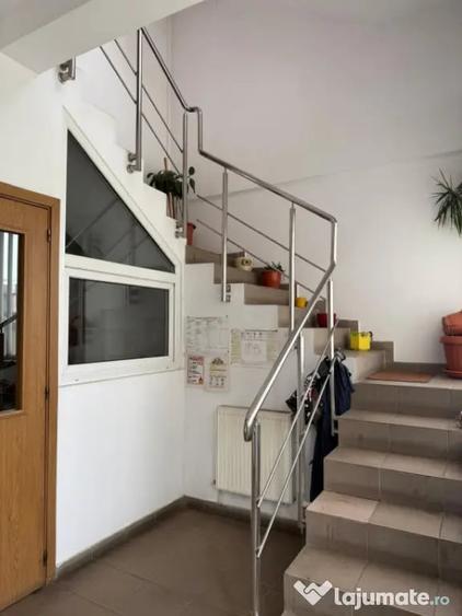 Spațiu comercial, de 840 mp, în Brestei