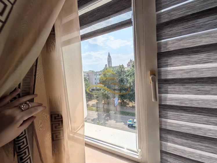 Apartament cu 3 camere decomandat în 9 Mai