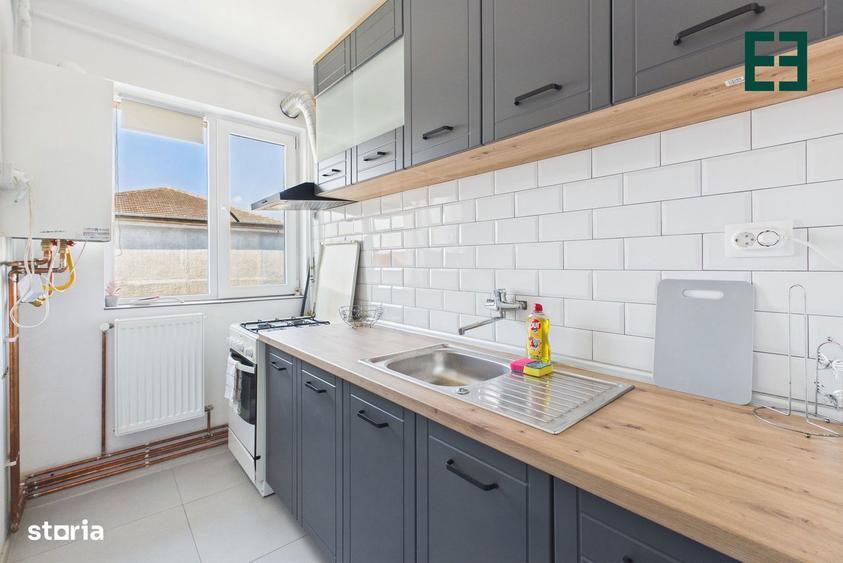 Apartament cu 2 camere, mobilat în Soarelui