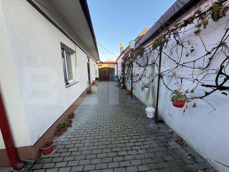 Casă individuală cu 3 camere cu Teren 300 Mp în Cristian