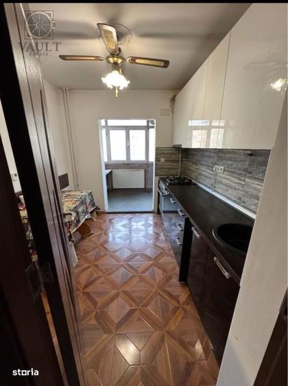 Apartament cu 3 camere decomandat, mobilat în Rahova