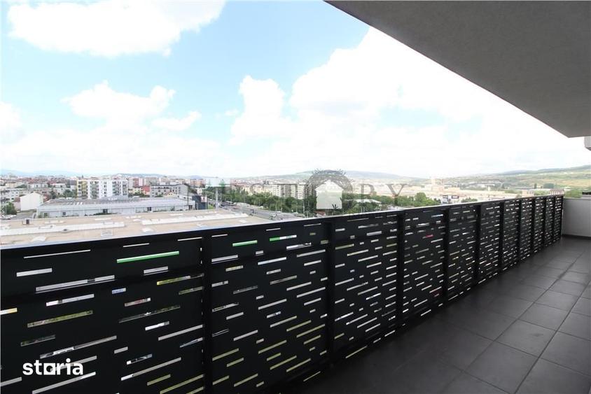 Apartament cu 3 camere semidecomandat în Între Lacuri