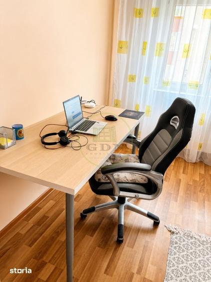 Apartament cu 3 camere decomandat în Central