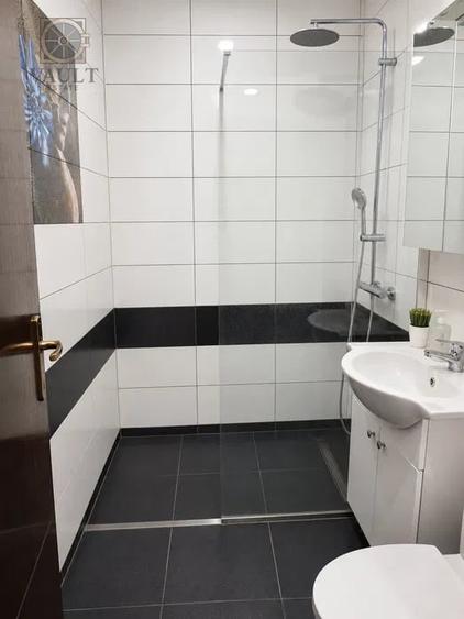 Apartament cu 5 camere decomandat, mobilat în 1 Decembrie 1918
