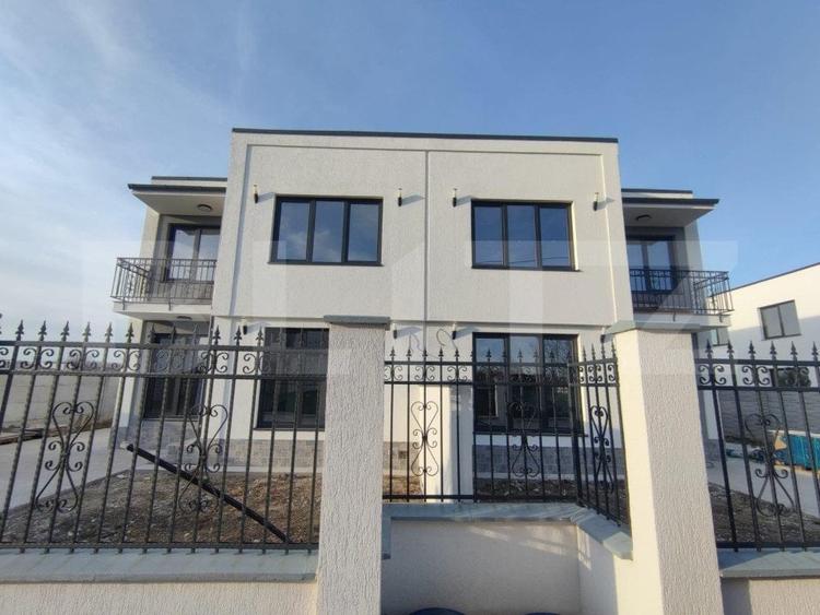 Casă individuală cu 5 camere cu Canalizare în Podari