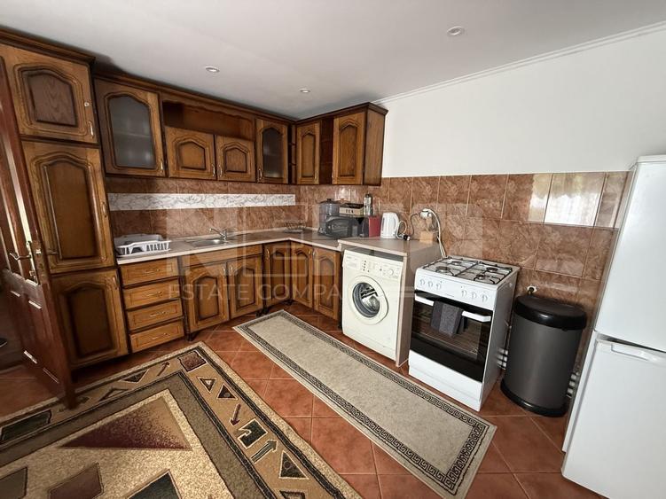 Apartament cu 3 camere semidecomandat în Exterior Est