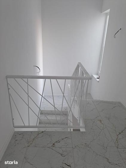 Casă cu 4 camere cu Teren 224 Mp în Oncea
