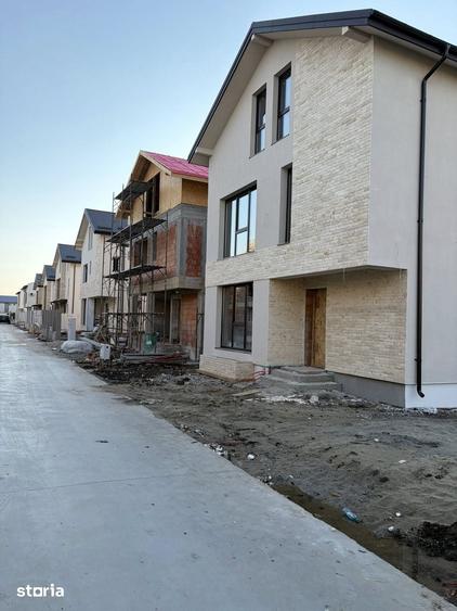 Casă cu 4 camere cu Teren 310 Mp în Central