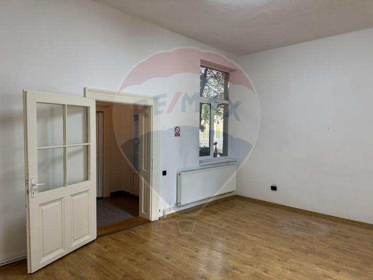 Birou, de 112.19999694824 mp, în Ultracentral