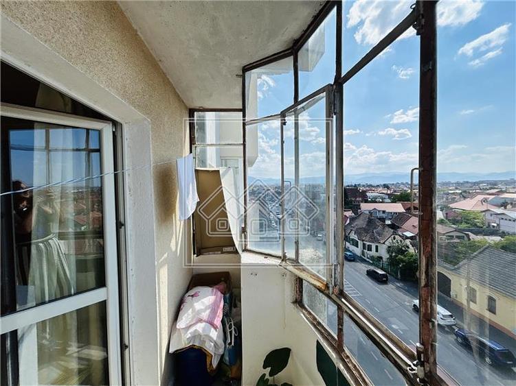 Apartament cu 3 camere decomandat în Terezian