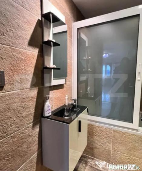 Apartament cu 4 camere decomandat, mobilat în 1 Mai