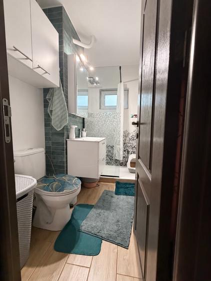 Apartament cu 3 camere semidecomandat în Lăpuș