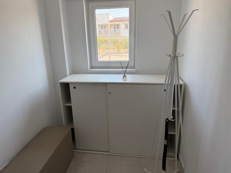 Apartament cu 2 camere semidecomandat în Berceni