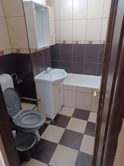 Garsonieră decomandată în Complex Studențesc