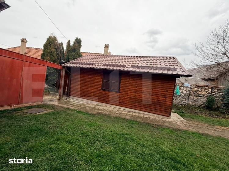 Casă cu 6 camere cu Teren 2285 Mp în Central