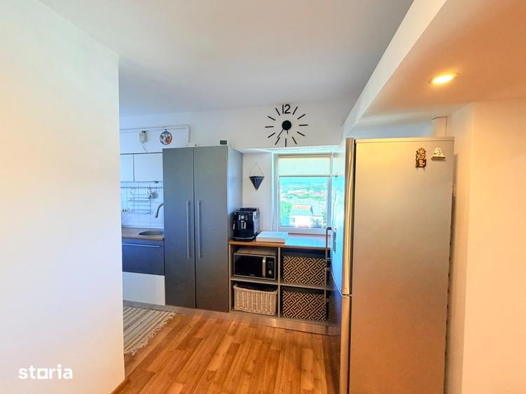 Apartament cu 3 camere în Nicolina