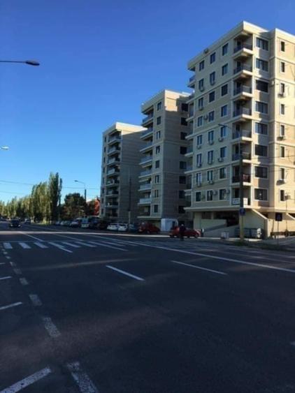 Inchiriez apartament 2 camere mamaia solid - 1
