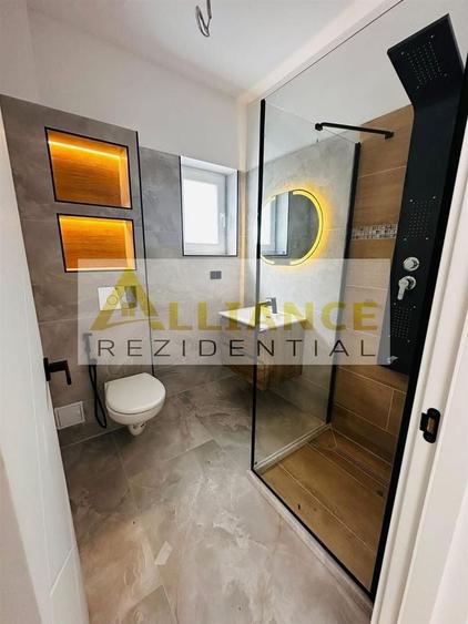 Casă individuală cu 4 camere decomandat cu Canalizare în Berceni