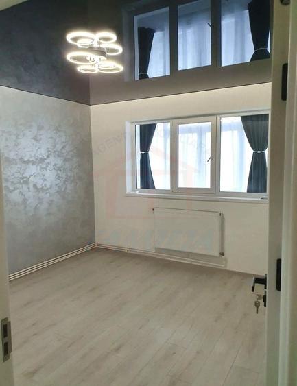Apartament cu 2 camere semidecomandat în Micro 21