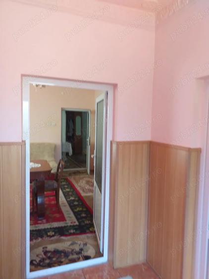 Casă cu 4 camere în Băicoi