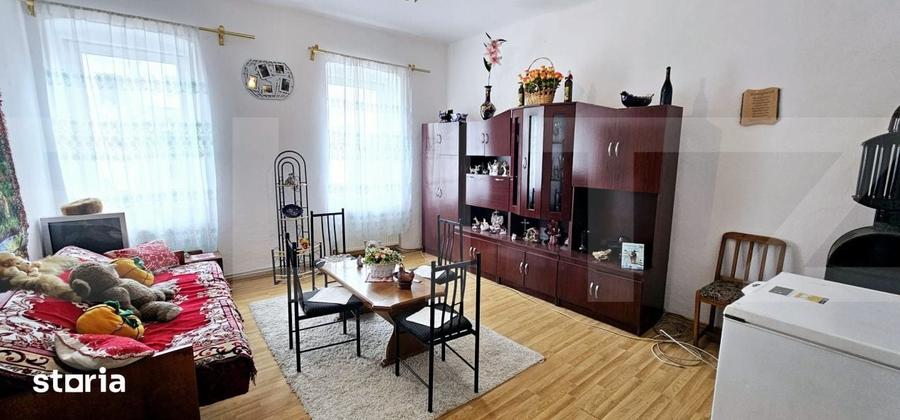Casă cu 2 camere cu Teren 720 Mp în Central