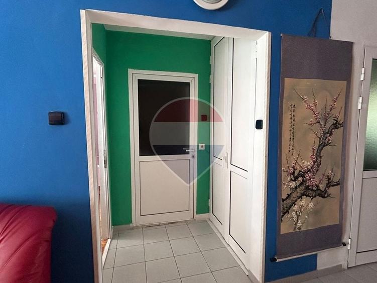 Apartament cu 3 camere decomandat, mobilat în Mărăști