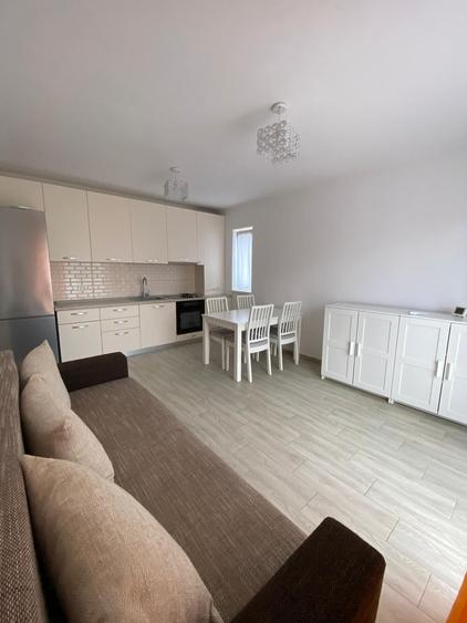 Apartament cu 2 camere decomandat în Giroc