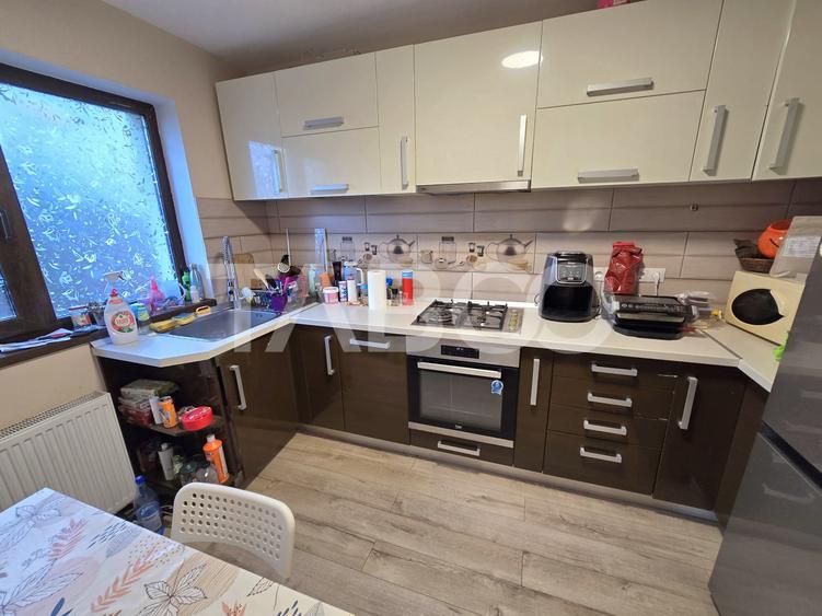 Duplex cu 5 camere cu Canalizare în Arhitecților - Calea Cisnădiei