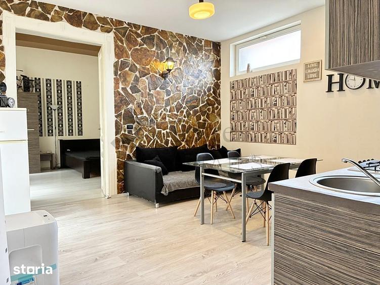 Apartament cu 3 camere decomandat în Central