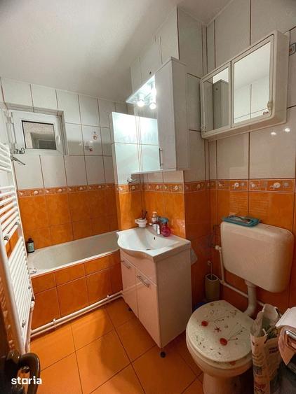 Apartament cu 2 camere decomandat în Micro 21