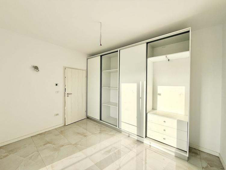 Apartament cu 3 camere decomandat în Moșnița Nouă