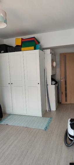Apartament cu 2 camere decomandat, mobilat în Tractorul