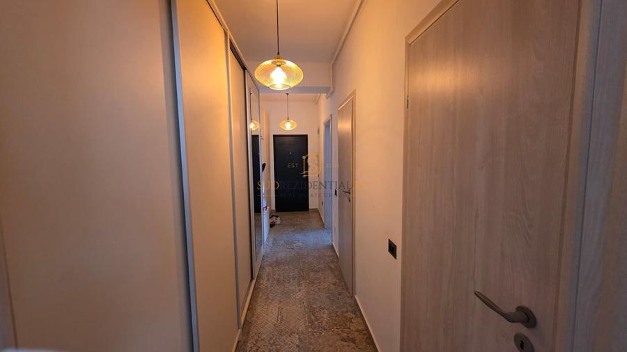 Apartament cu 2 camere decomandat, mobilat în Central