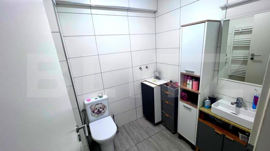 Apartament cu 3 camere decomandat, mobilat în Turnișor