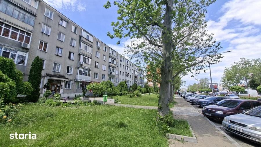 Apartament cu 2 camere semidecomandat în Craiovei