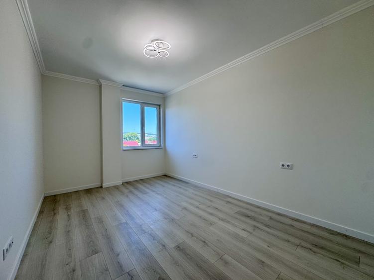 Apartament cu 2 camere semidecomandat în Florești