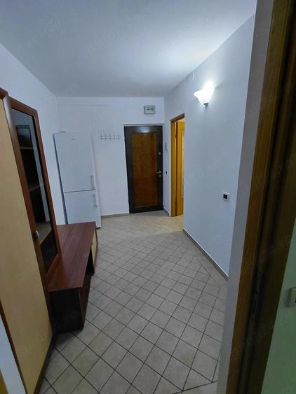 Garsonieră decomandată în Astra
