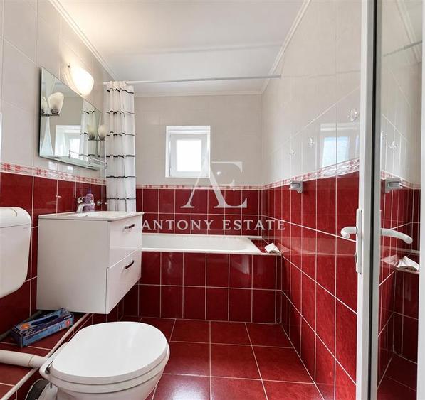 Apartament cu 3 camere decomandat, mobilat în Salca