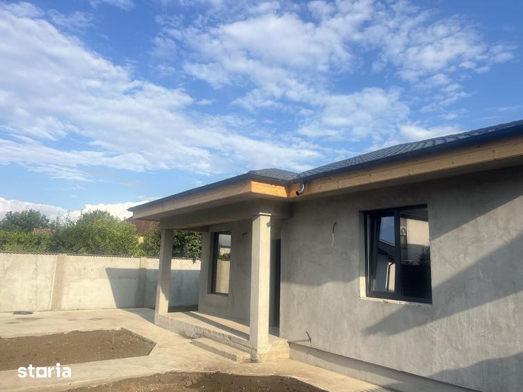 Casă cu 3 camere cu Teren 450 Mp în Vânători