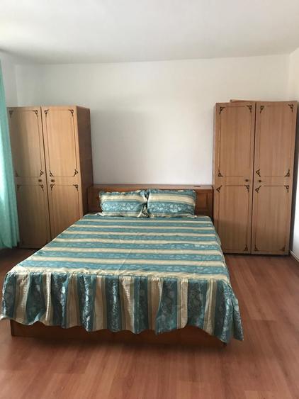 Casă cu 4 camere în Stupini