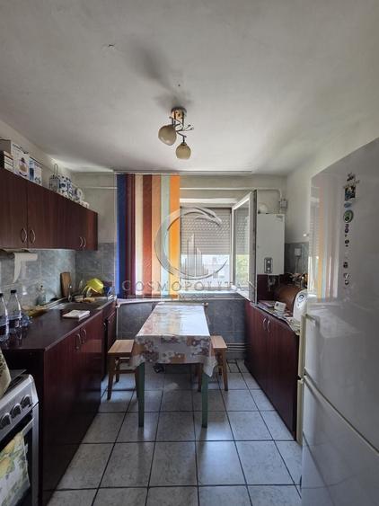 Apartament cu 2 camere semidecomandat în Micro 3