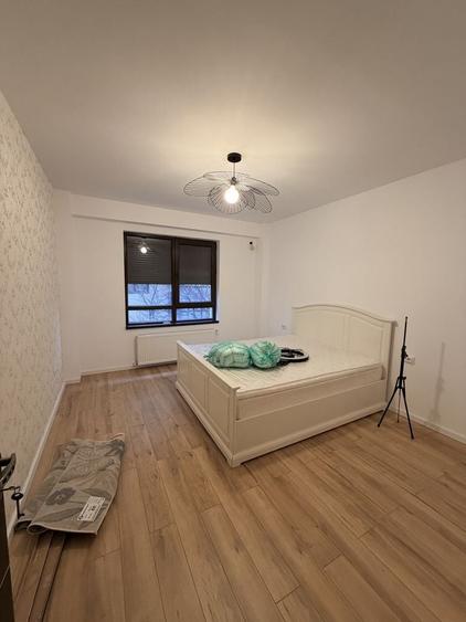 Apartament cu 4 camere în Sisești