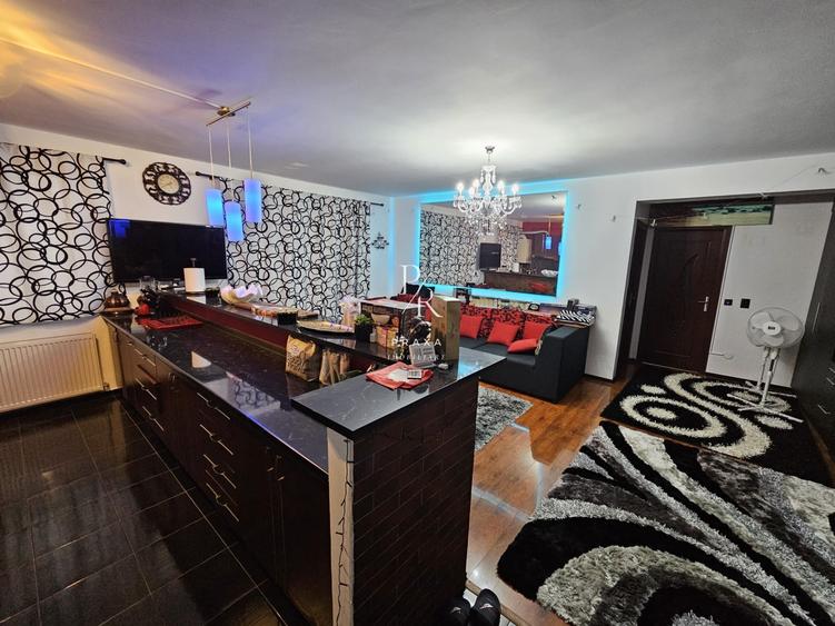 Apartament cu 2 camere semidecomandat, mobilat în Florești