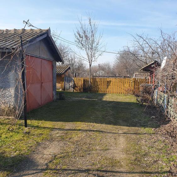 Casă cu 3 camere în Slobozia Nouă
